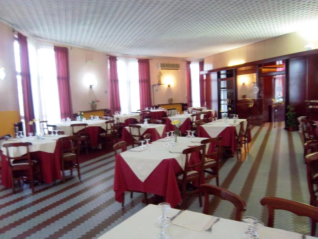 Hotel Cascata Pozzolo Formigaro Kültér fotó