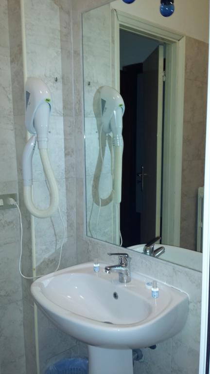 Hotel Cascata Pozzolo Formigaro Kültér fotó